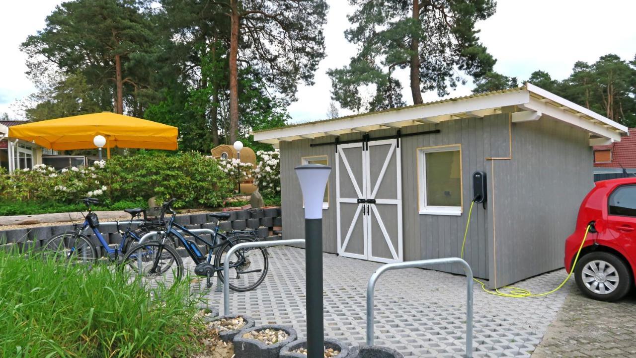 Hotel "Am Werl" Bad Saarow Exteriör bild