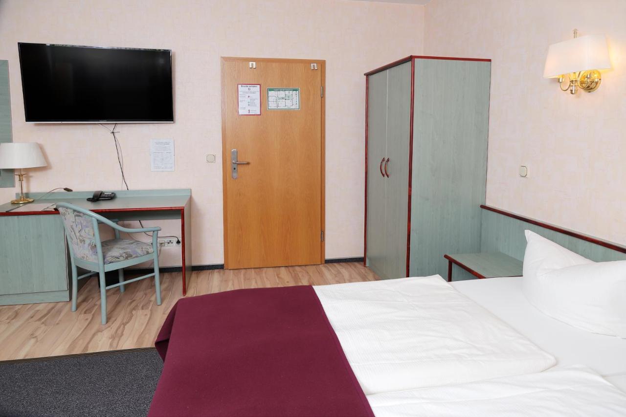Hotel "Am Werl" Bad Saarow Exteriör bild