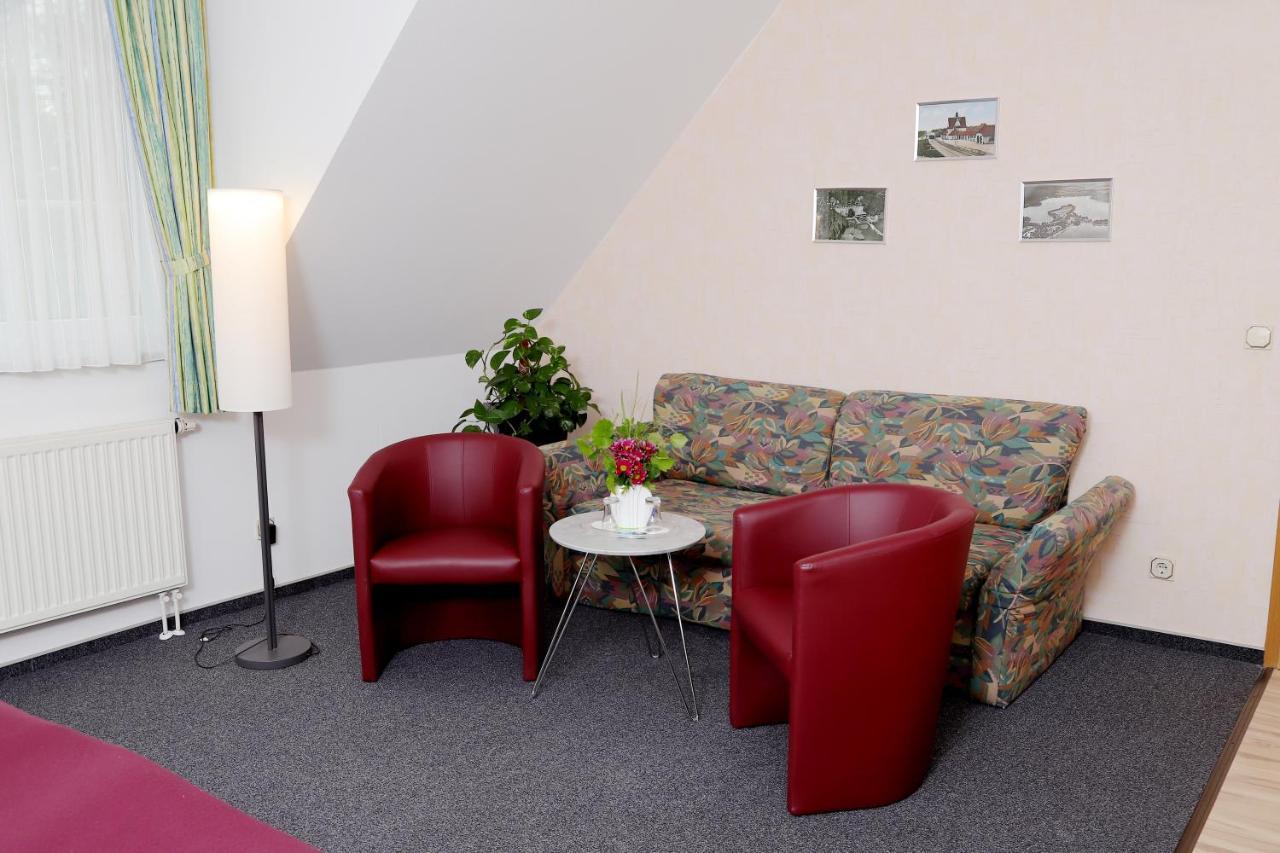 Hotel "Am Werl" Bad Saarow Exteriör bild