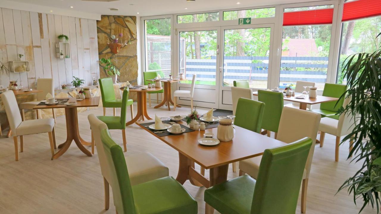 Hotel "Am Werl" Bad Saarow Exteriör bild