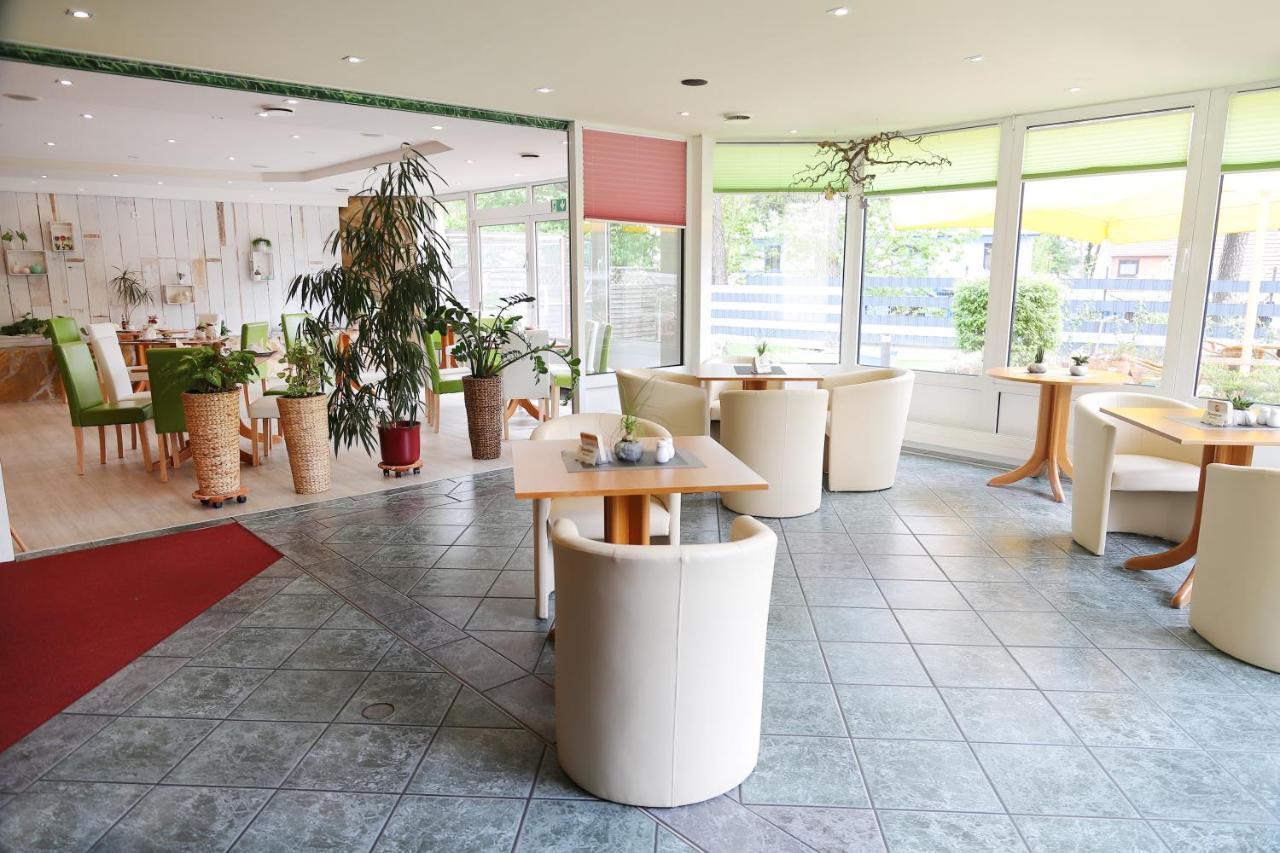 Hotel "Am Werl" Bad Saarow Exteriör bild
