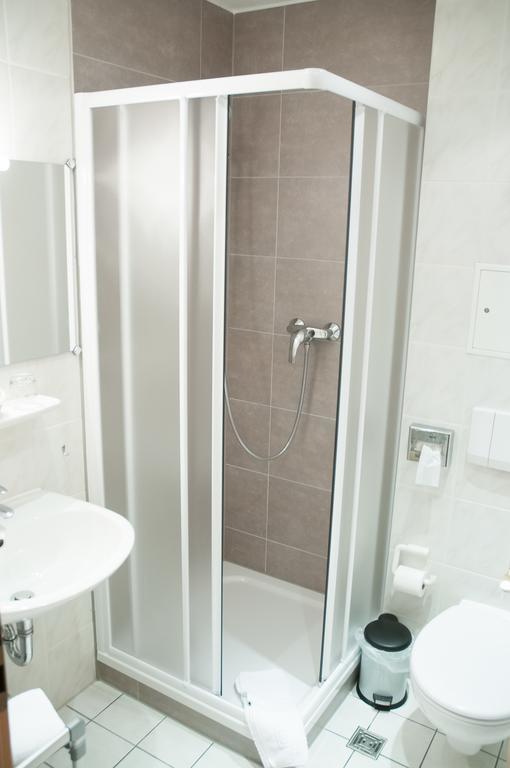 Hotel "Am Werl" Bad Saarow Exteriör bild